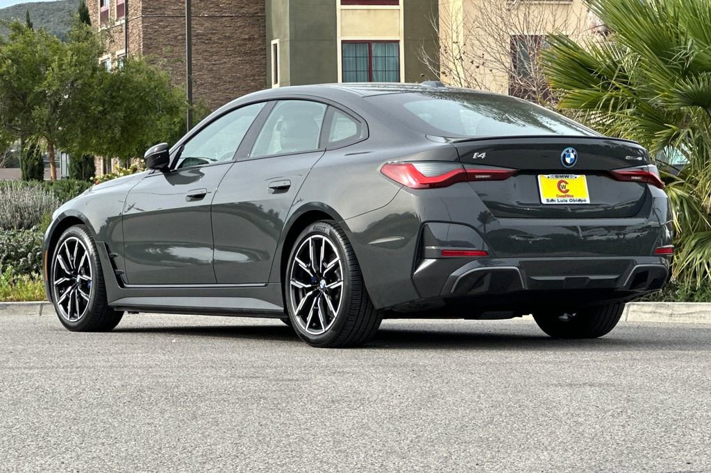 Used 2023 BMW i4 eDrive40 w/ M Sport Package image 5