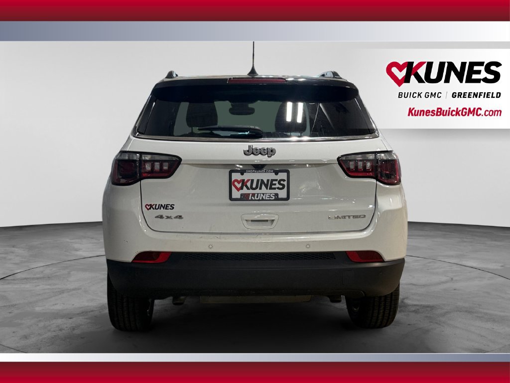 Used 2025 Jeep Compass Limited AWD/4WD image 9