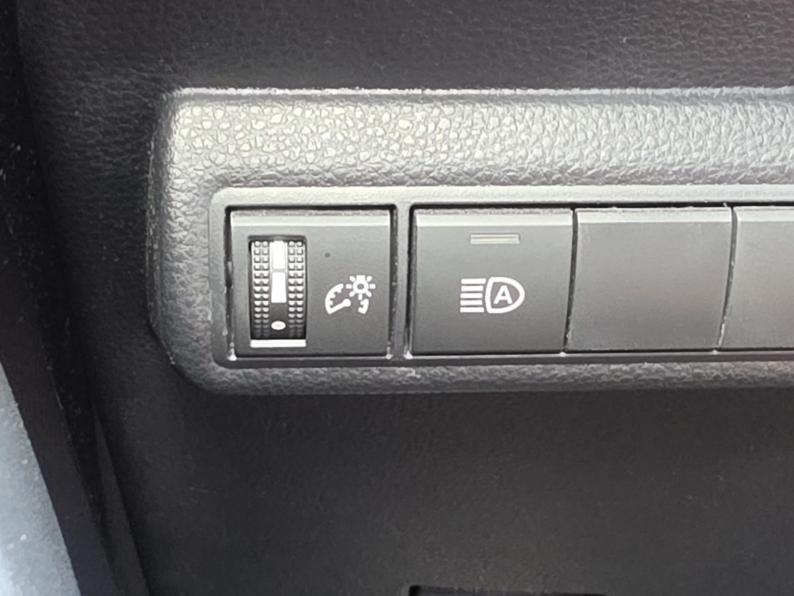 Used 2023 Toyota Corolla SE FWD image 17