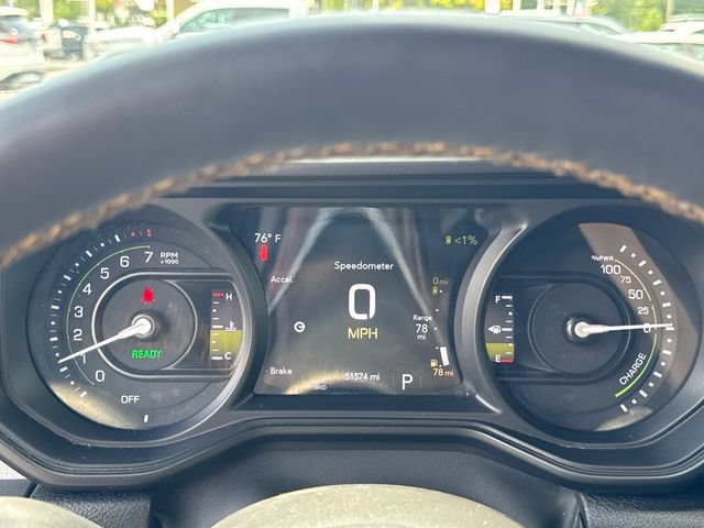 Used 2024 Jeep Wrangler Unlimited Sahara AWD/4WD image 18