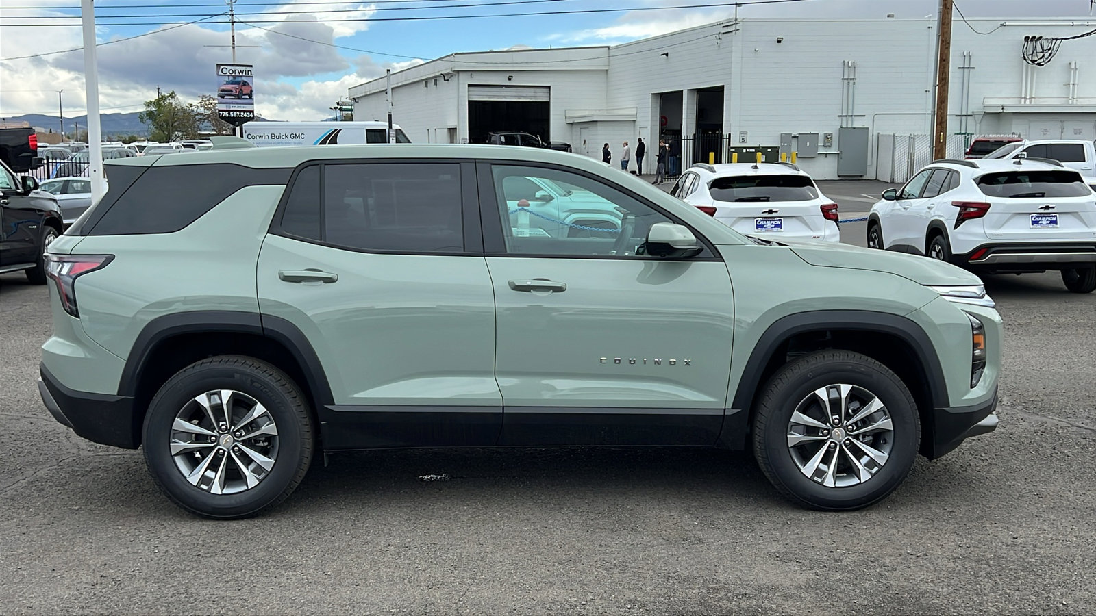 New 2026 Chevrolet Equinox LT w/ Safety and Technology Package AWD/4WD image 4