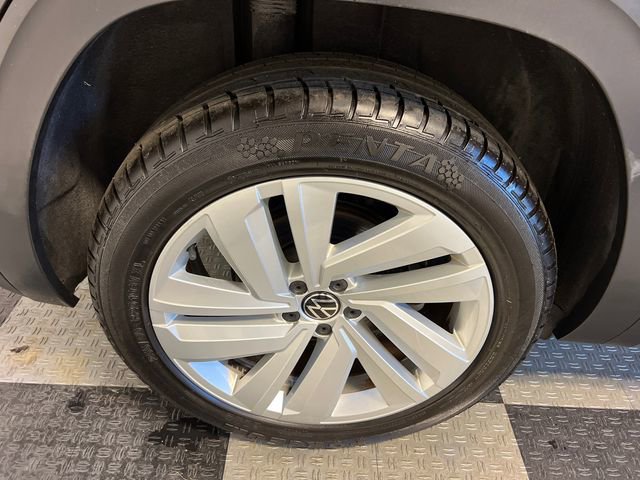 Used 2021 Volkswagen Atlas Cross Sport SE FWD image 15