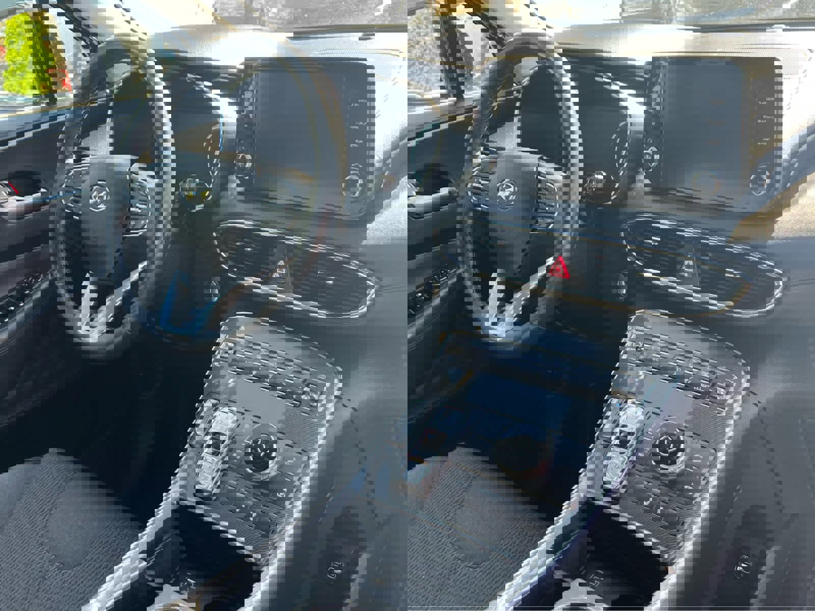 Certified 2022 Hyundai Santa Fe XRT w/ Cargo Package image 20