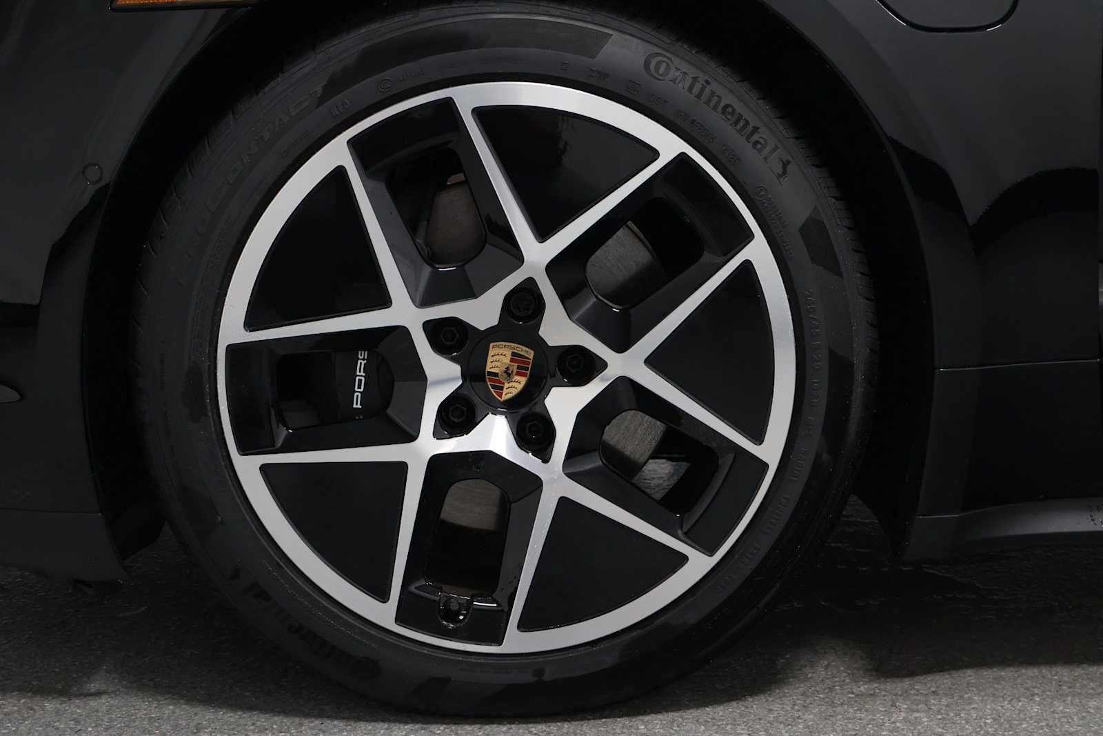 New 2026 Porsche Taycan AWD/4WD image 36