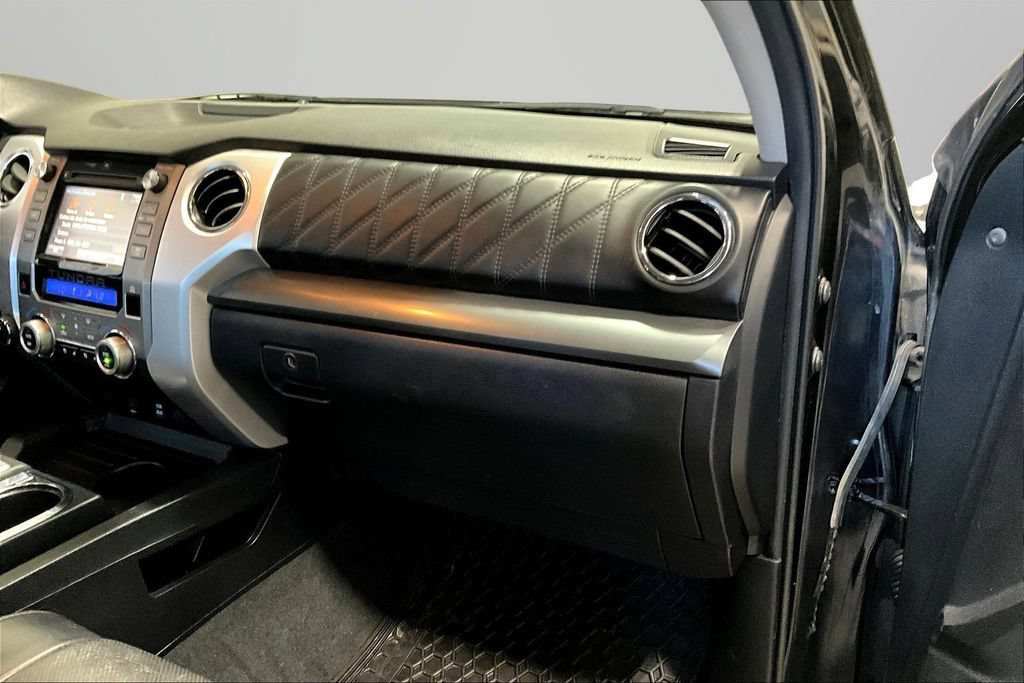 Used 2018 Toyota Tundra Platinum AWD/4WD image 26