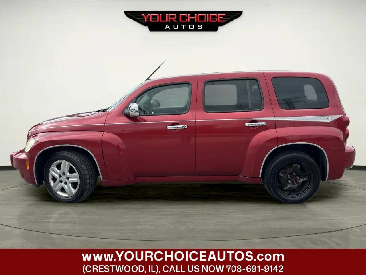 Used 2010 Chevrolet HHR LT FWD image 2