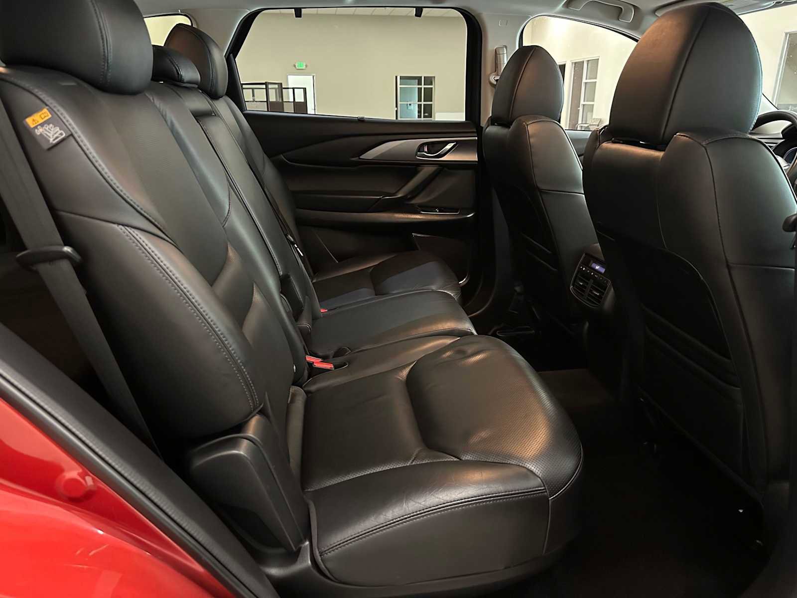 Used 2018 MAZDA CX-9 Touring w/ Touring Premium Package image 27