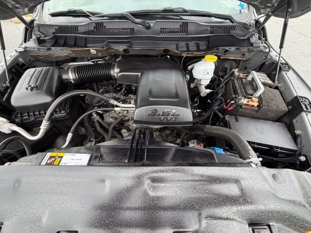 Used 2022 RAM 1500 Warlock w/ Ceramic Gray Warlock Package AWD/4WD image 19