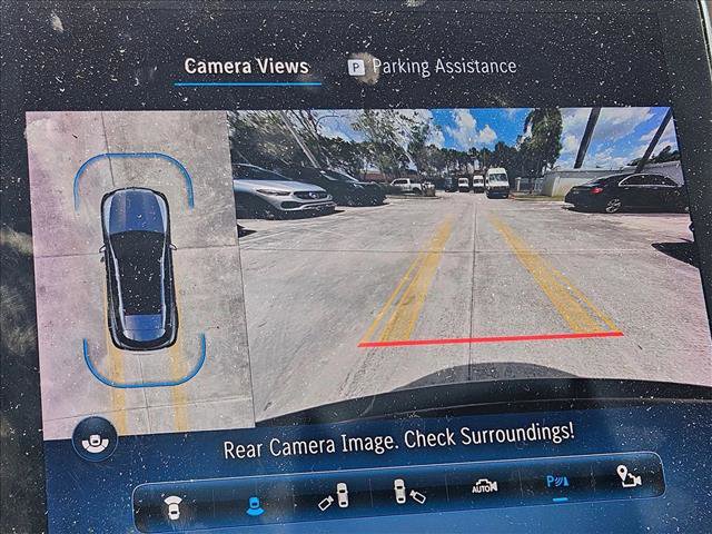 Used 2023 Mercedes-Benz GLC 300 image 10