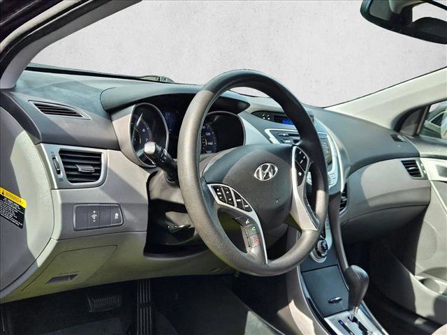 Used 2011 Hyundai Elantra GLS w/ Preferred Equipment Pkg 3 FWD image 10