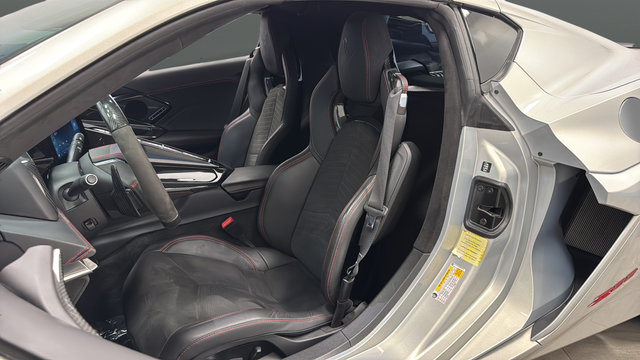 Used 2024 Chevrolet Corvette Z06 w/ Stealth Interior Trim Package RWD image 13