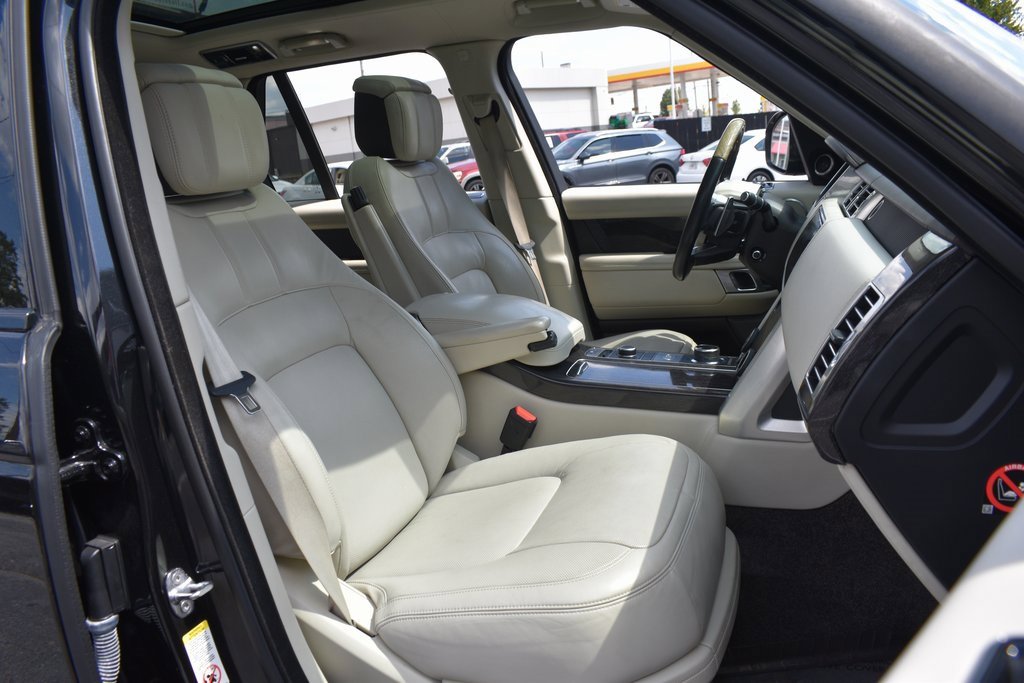 Used 2019 Land Rover Range Rover Autobiography image 20