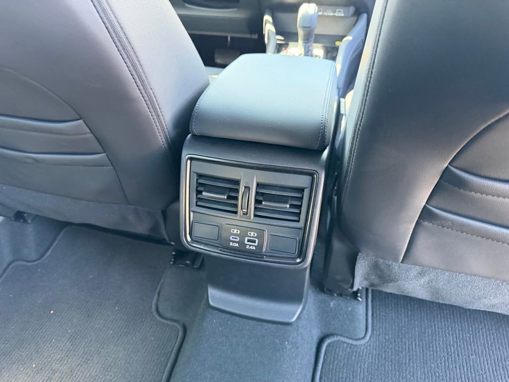 Used 2025 Subaru Forester Limited AWD/4WD image 20
