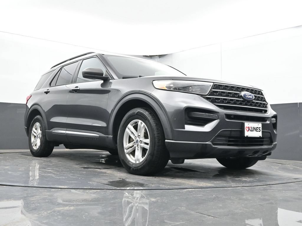 Used 2020 Ford Explorer XLT w/ Comfort Package AWD/4WD image 44