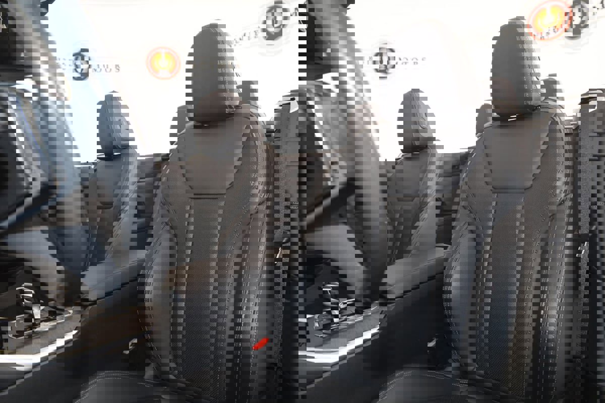 Used 2023 BMW 430i xDrive Convertible w/ Premium Package image 33