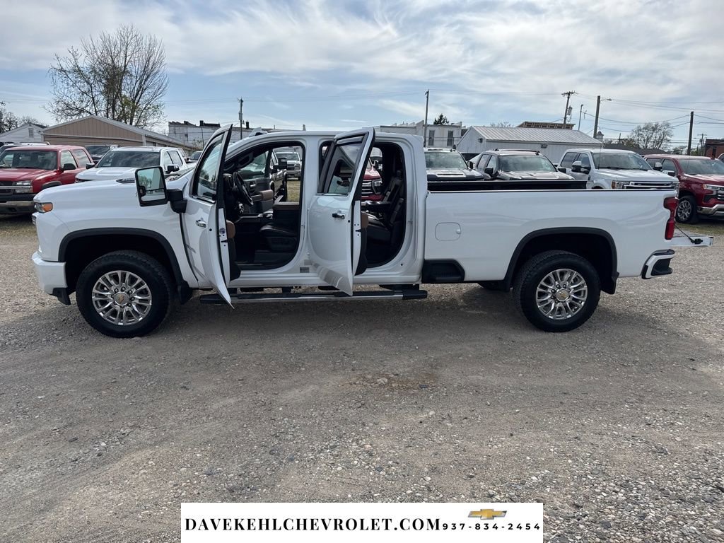 Used 2023 Chevrolet Silverado 3500 High Country w/ Z71 Off-Road Package image 29
