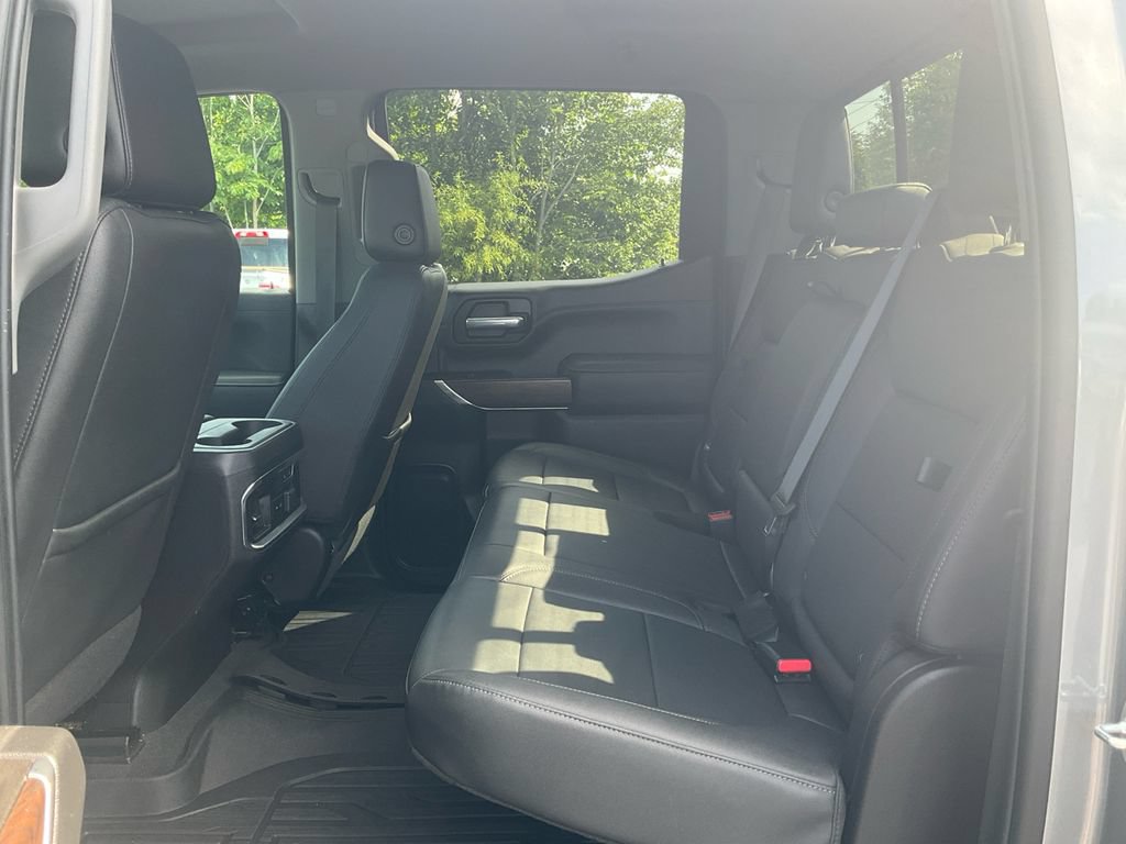 Used 2021 GMC Sierra 1500 SLT w/ SLT Convenience Package AWD/4WD image 14