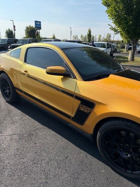 Used 2012 Ford Mustang Boss 302 w/ Boss 302 Accessory Pkg RWD image 15