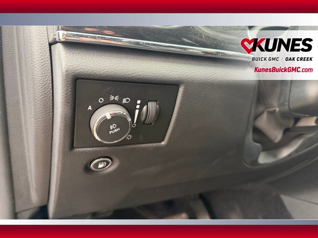 Used 2018 Jeep Grand Cherokee Trailhawk w/ Trailhawk Luxury Group AWD/4WD image 11