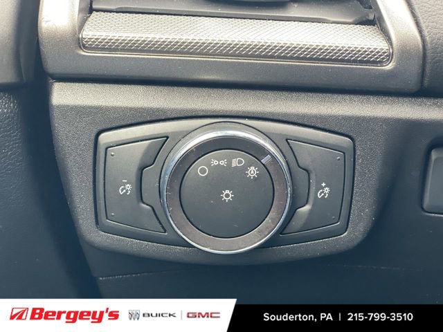 Used 2018 Ford Fusion SE w/ Fusion SE Technology Package image 20