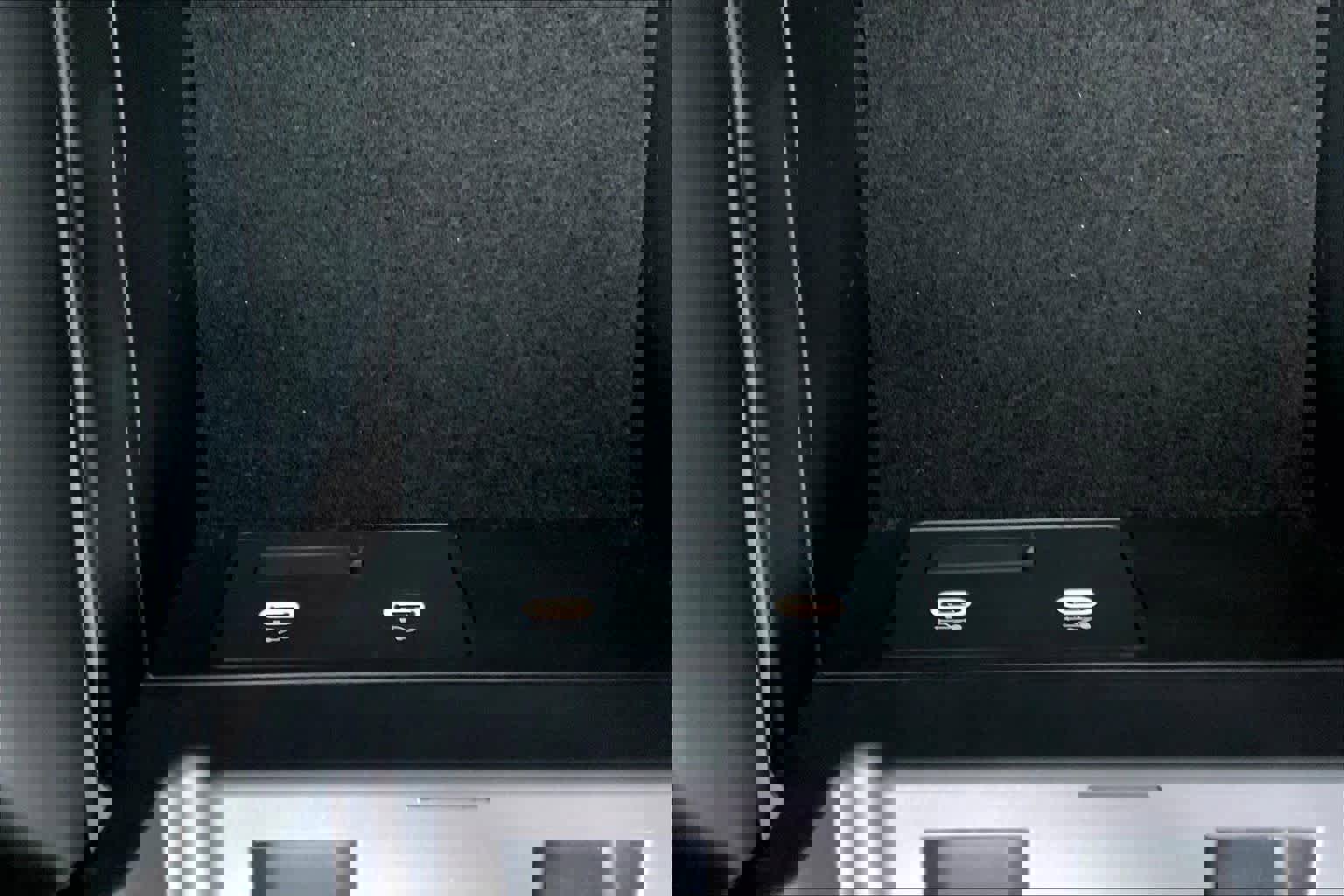 Used 2024 MAZDA CX-90 Plug-In Hybrid w/ Premium Pkg image 35