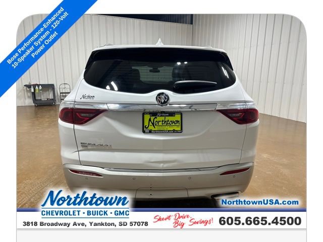 Used 2023 Buick Enclave Essence w/ Experience Buick Package image 4