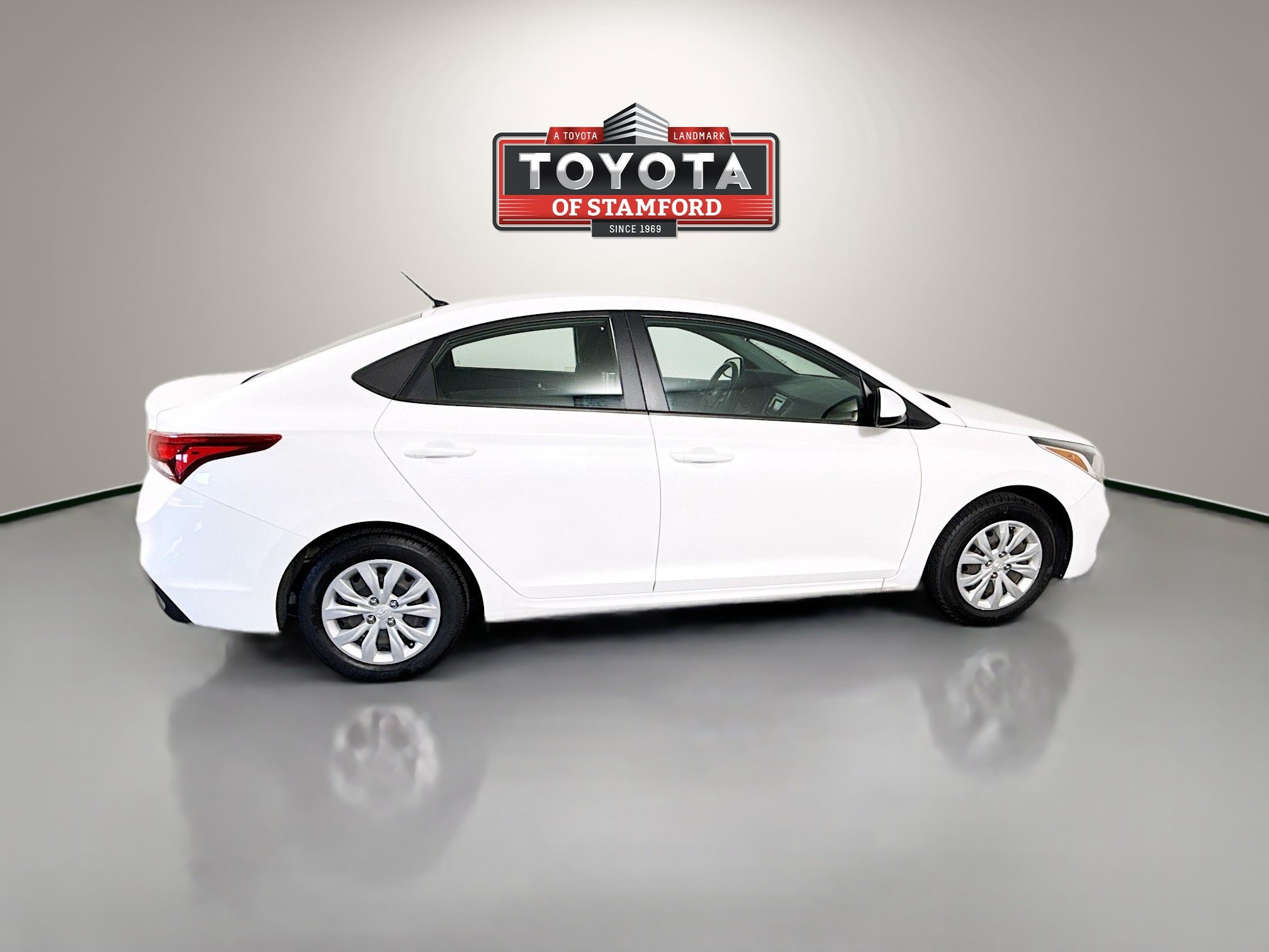 Used 2021 Hyundai Accent SE FWD image 8
