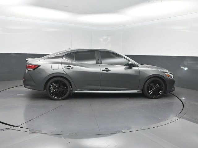 Used 2021 Nissan Sentra SR w/ Electronics Package FWD image 32