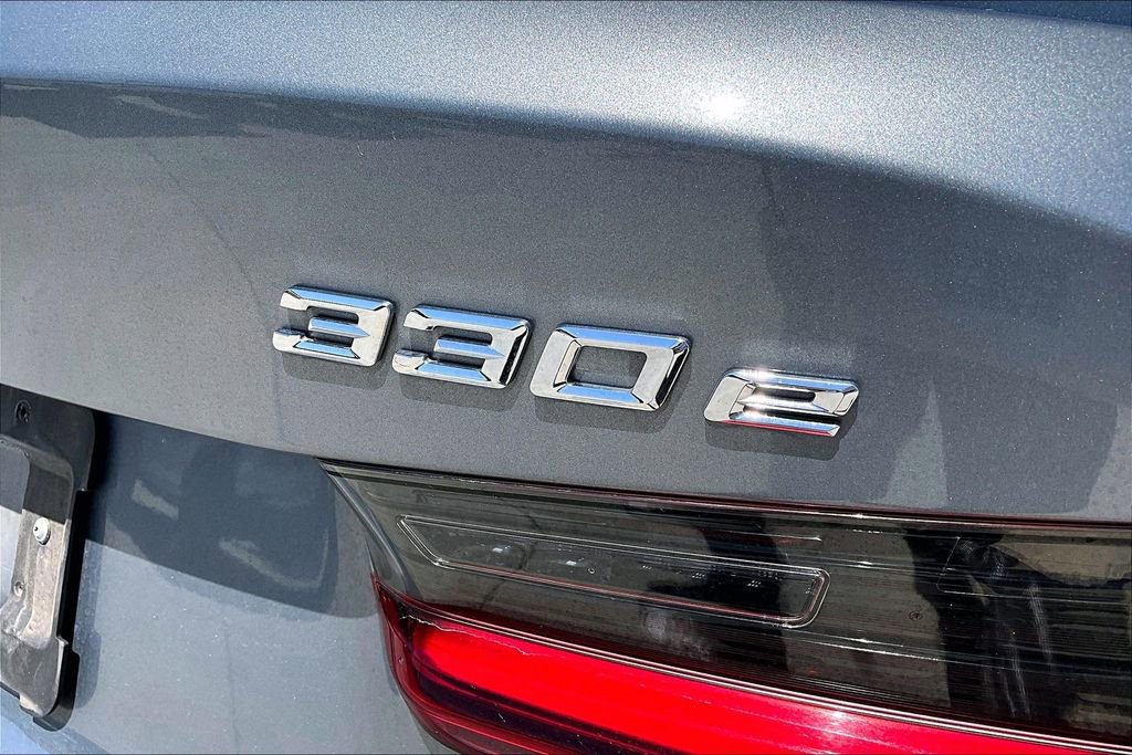 Used 2024 BMW 330e RWD image 24