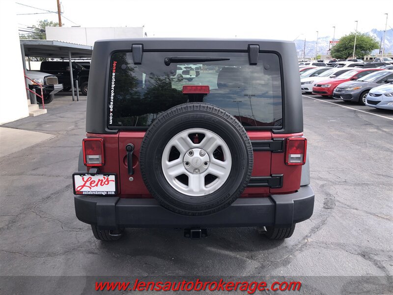 Used 2012 Jeep Wrangler Sport AWD/4WD image 7