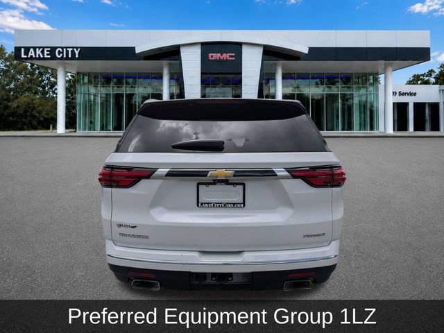 Used 2023 Chevrolet Traverse Premier FWD image 5
