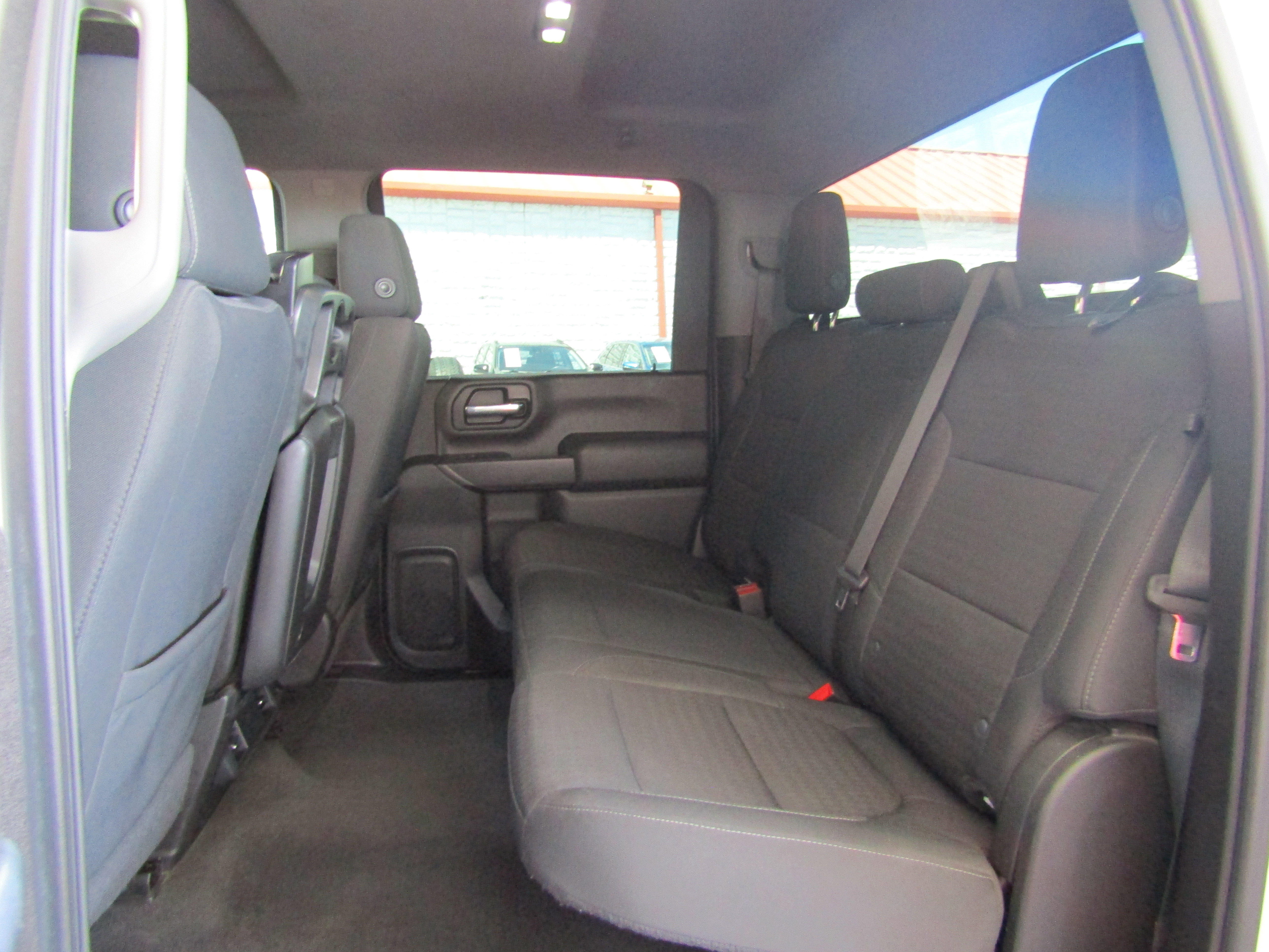 Used 2020 Chevrolet Silverado 2500 LT w/ Z71 Off-Road Package image 9
