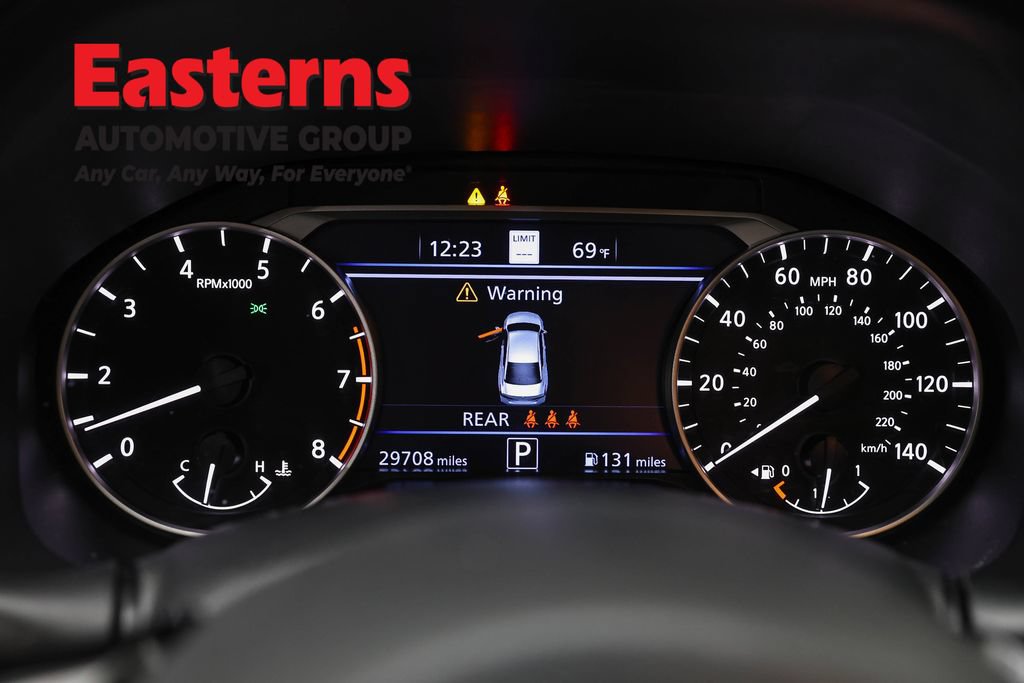 Used 2023 Nissan Altima 2.5 SL FWD image 18