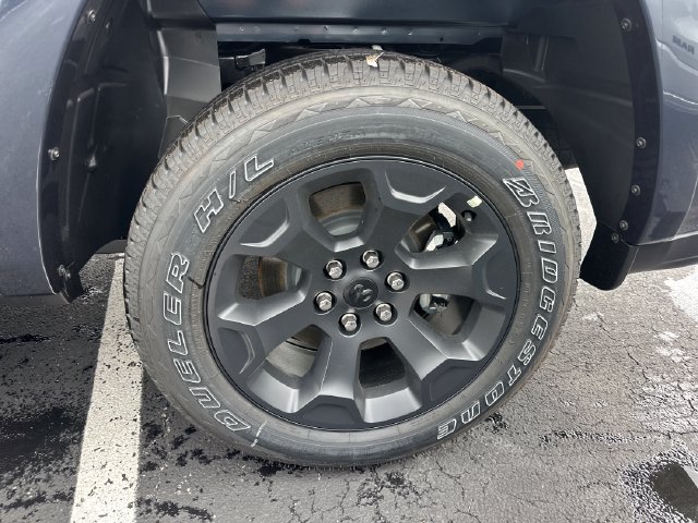 New 2027 RAM 1500 4x4 Crew Cab image 25