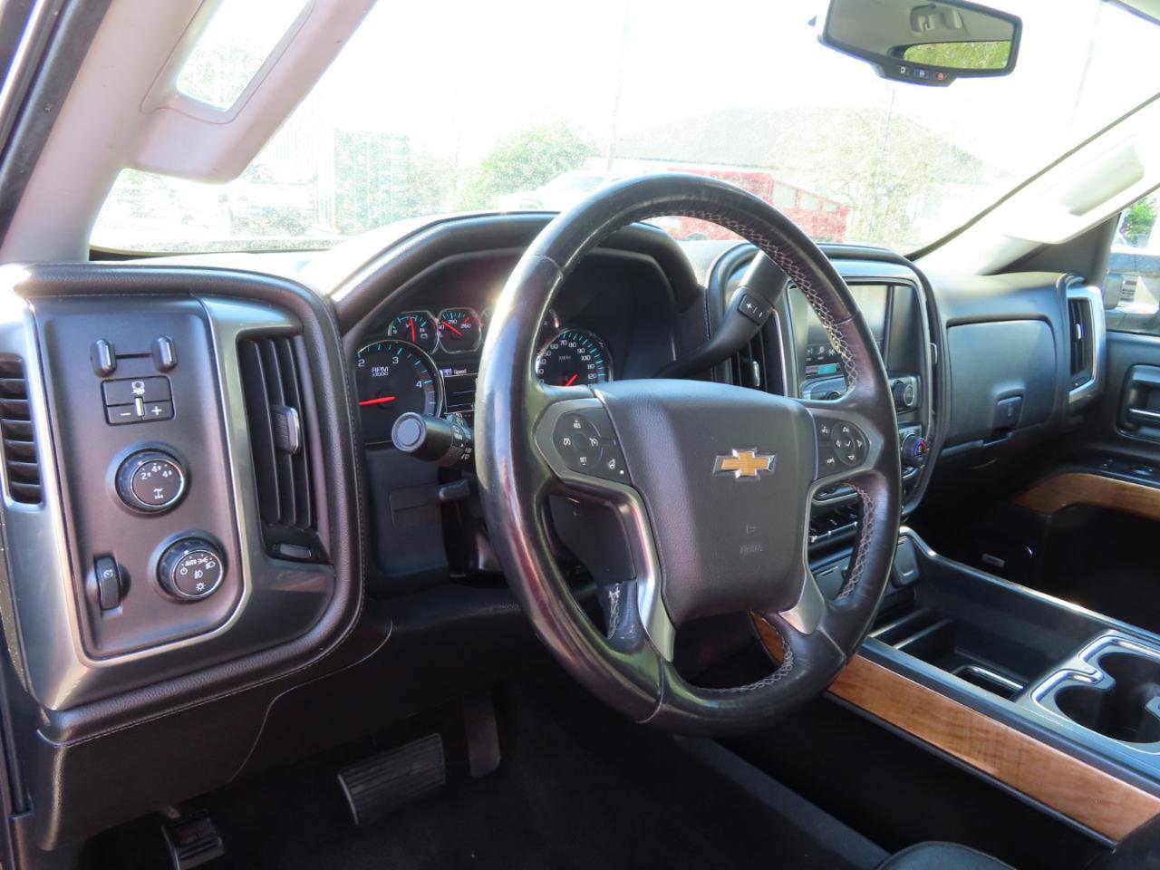 Used 2016 Chevrolet Silverado 2500 LTZ w/ Duramax Plus Package image 31