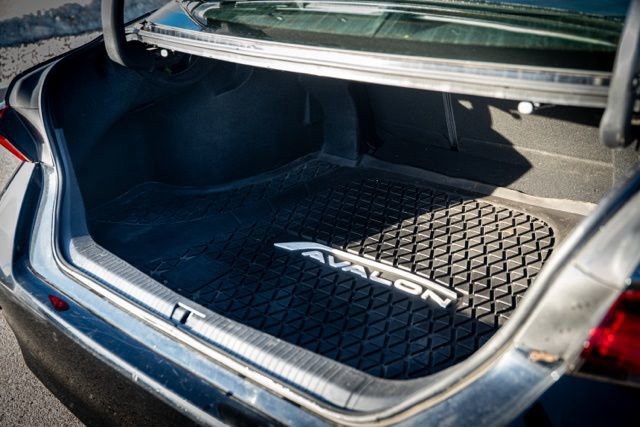 Used 2021 Toyota Avalon Touring w/ Advanced Safety Package image 15