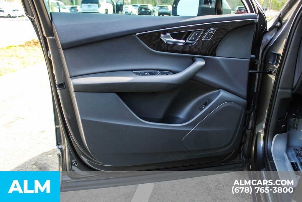 Used 2021 Audi Q7 3.0T Premium w/ Convenience Package image 37