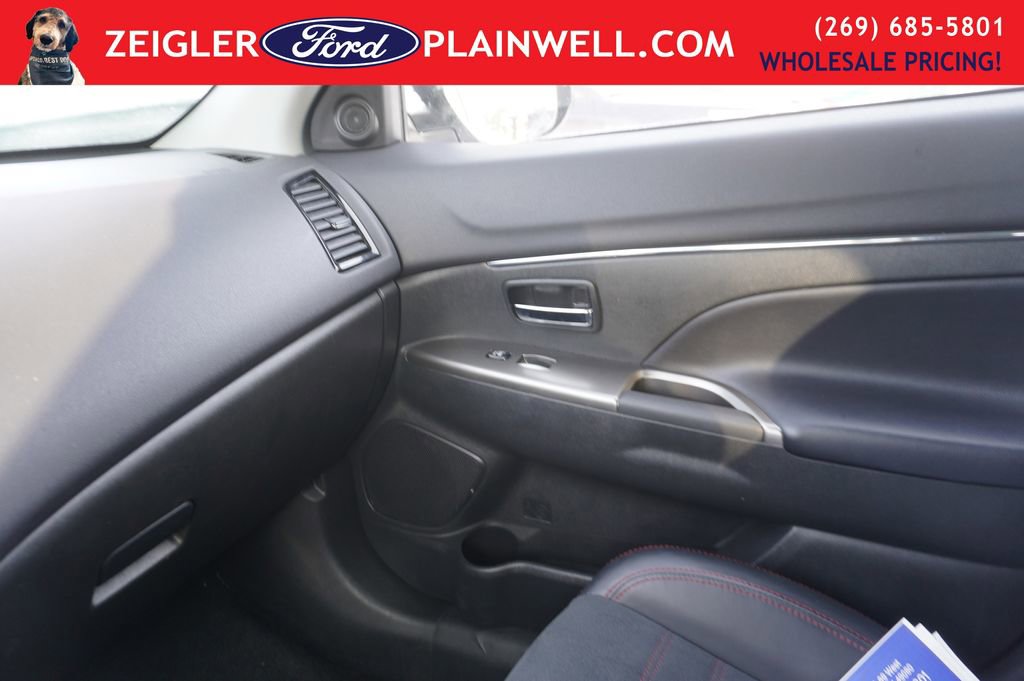 Used 2024 Mitsubishi Outlander Sport SE image 24