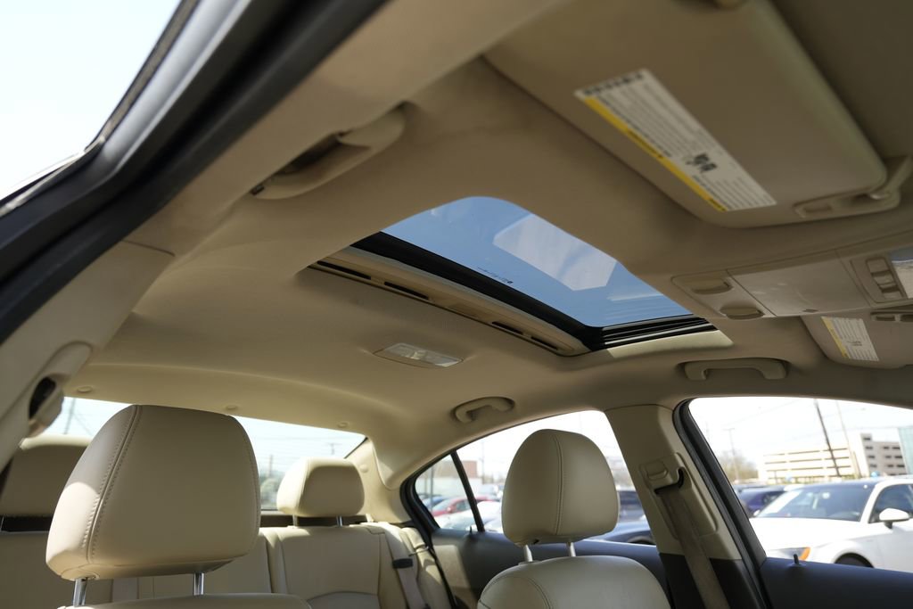 Used 2013 Chevrolet Cruze LT image 31