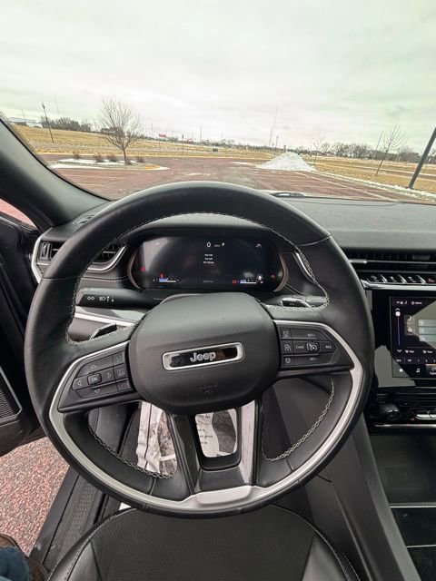 Used 2022 Jeep Grand Cherokee Altitude image 7