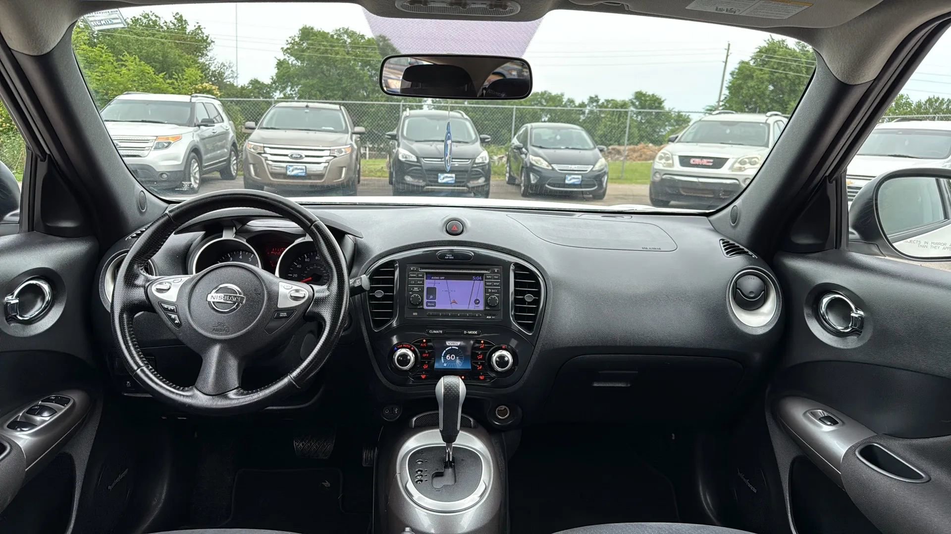 Used 2014 Nissan Juke SV w/ Navigation Package image 25