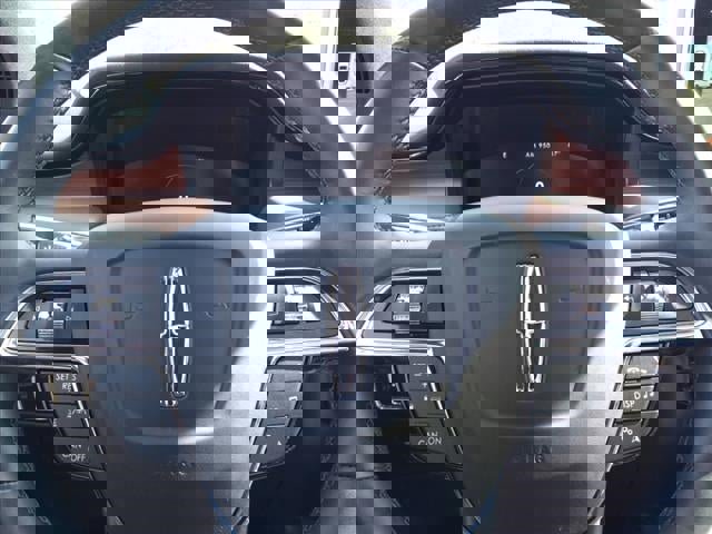 New 2022 Lincoln Nautilus Reserve w/ Equipment Group 201A image 47