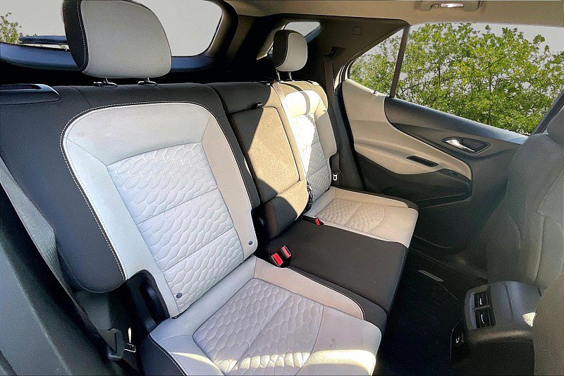 Used 2020 Chevrolet Equinox LT w/ LPO, Floor Liner Package AWD/4WD image 24