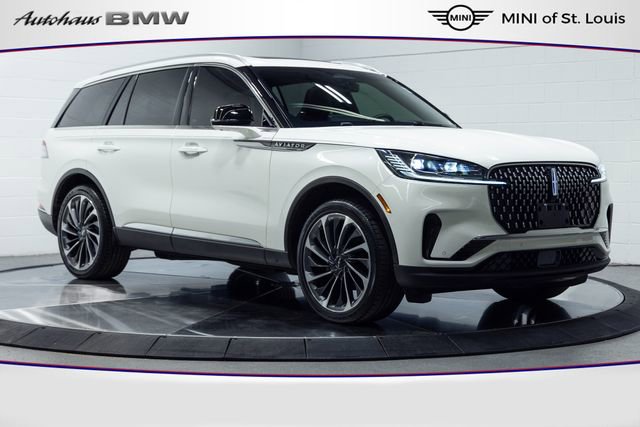 Used 2025 Lincoln Aviator Reserve w/ Equipment Group 201A image 1