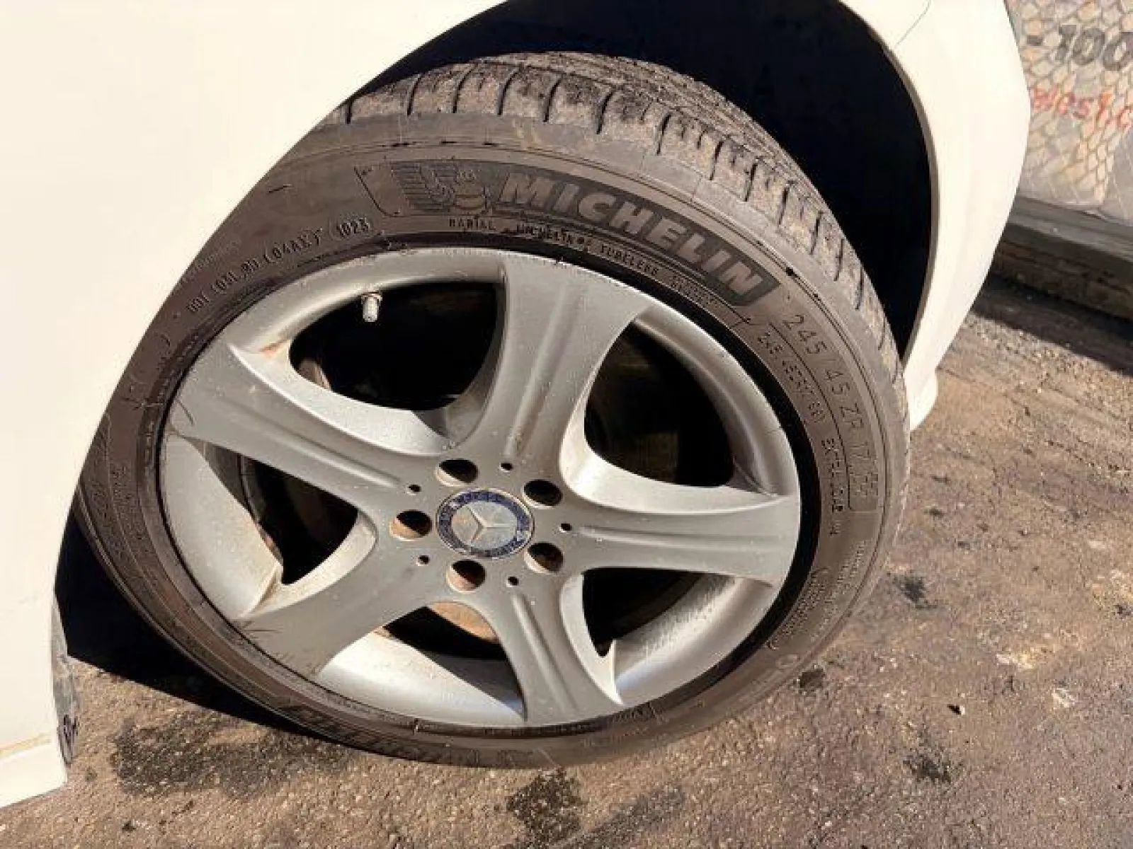 Used 2015 Mercedes-Benz E 350 4MATIC Sedan image 39