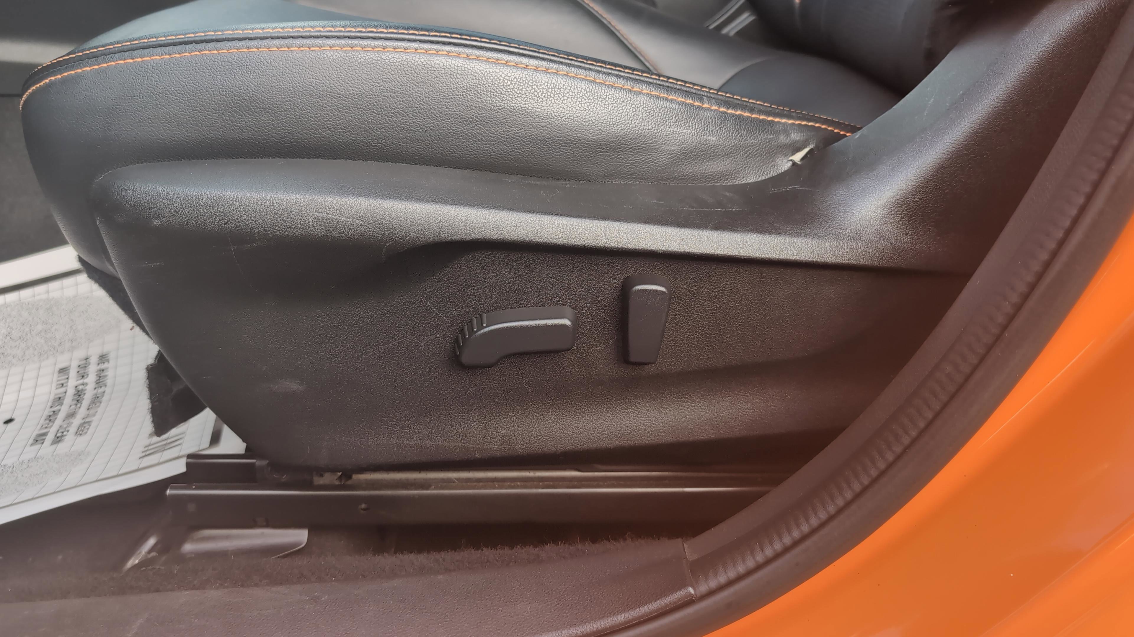 Used 2019 Subaru Crosstrek 2.0i Limited w/ Moonroof Package w/Navigation AWD/4WD image 14