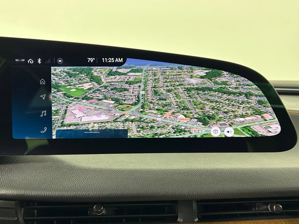 Used 2024 Lucid Air Pure RWD image 19
