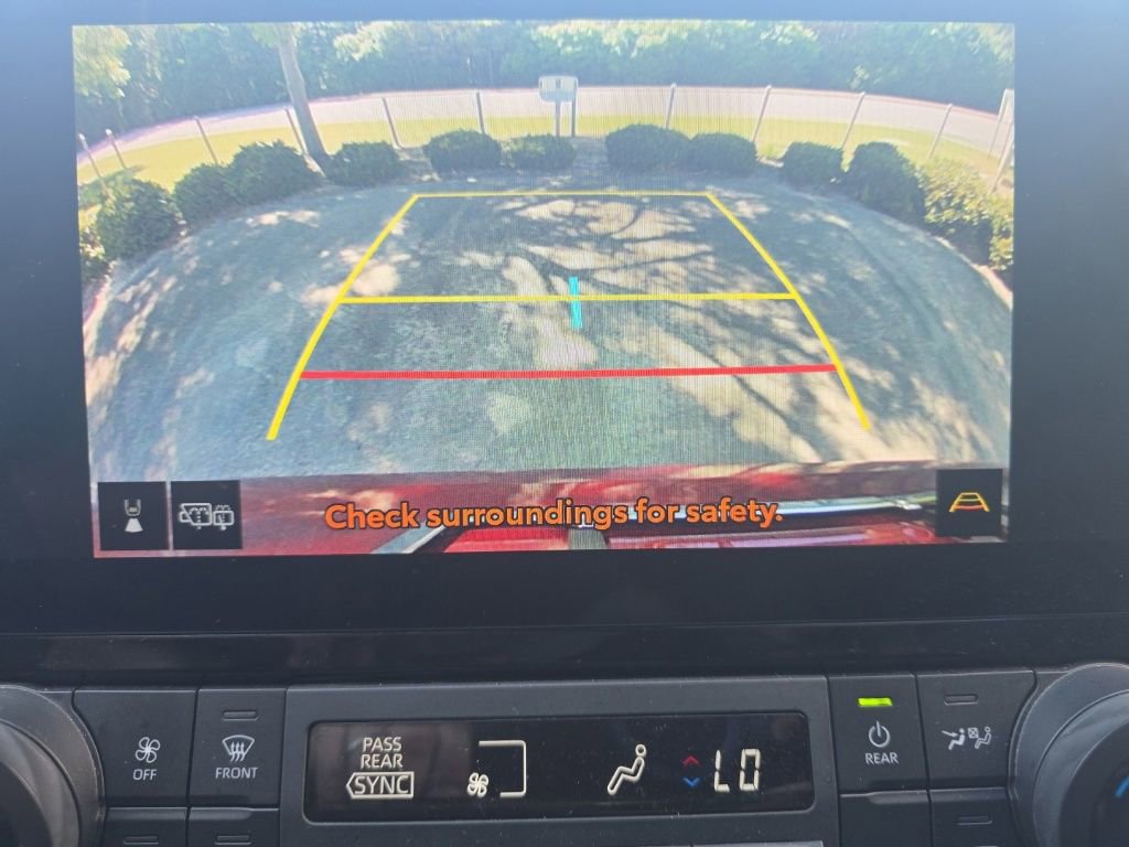 Used 2025 Toyota Grand Highlander FWD image 33