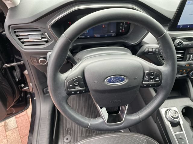 Used 2023 Ford Escape Active FWD image 11