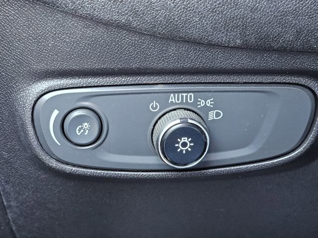 Used 2022 Chevrolet Equinox LS w/ LS Convenience Package image 20